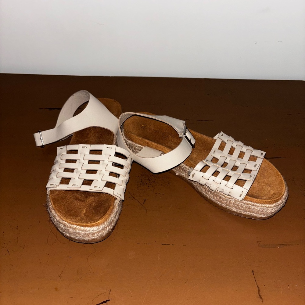 Platform (2 inches) sandals